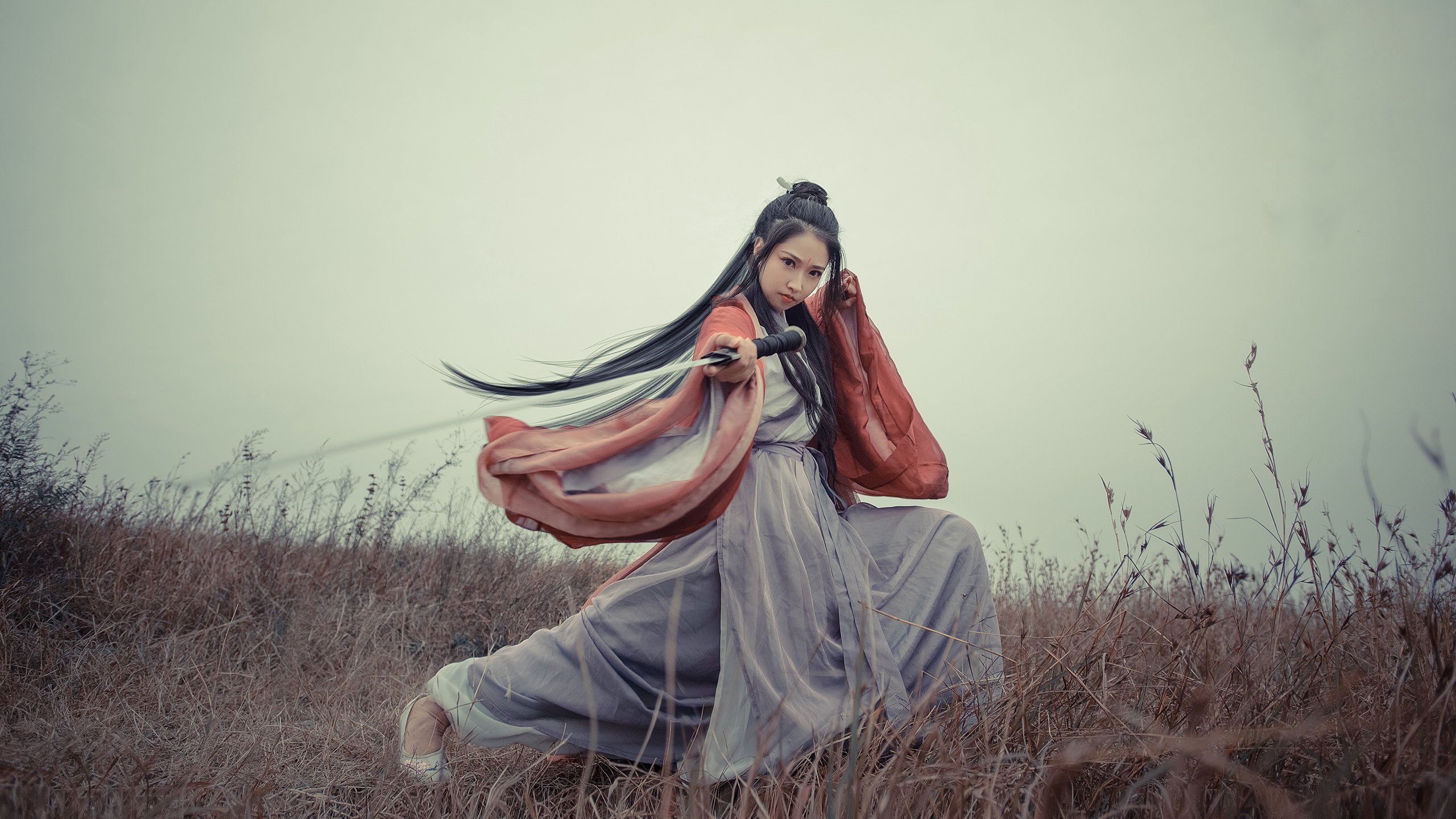 上海海港主场大胜,稳居积分榜首,上海海港 主场