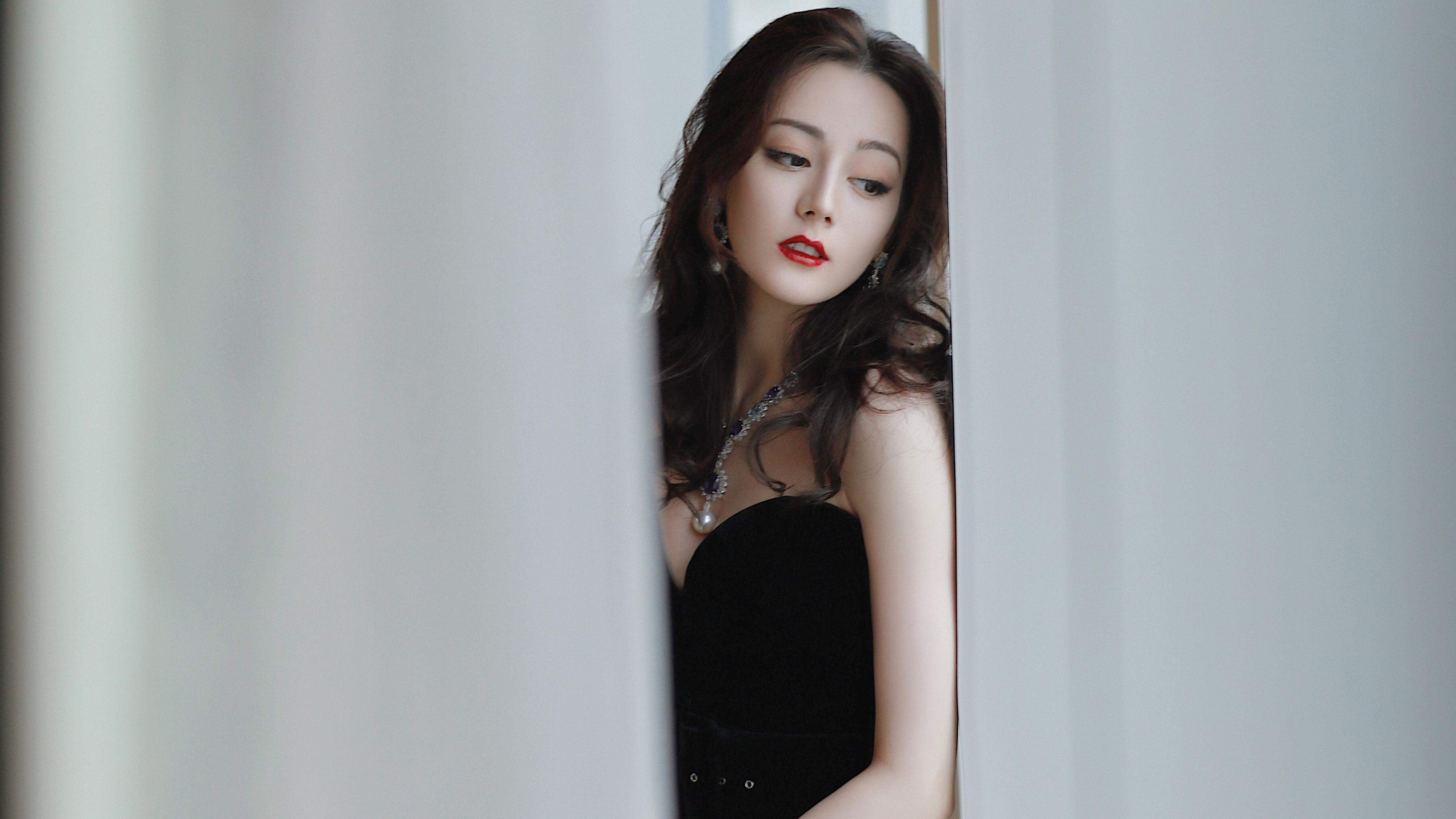 城市极速跑酷巡演,街头极限运动亮相城市舞台,街道极限跑酷