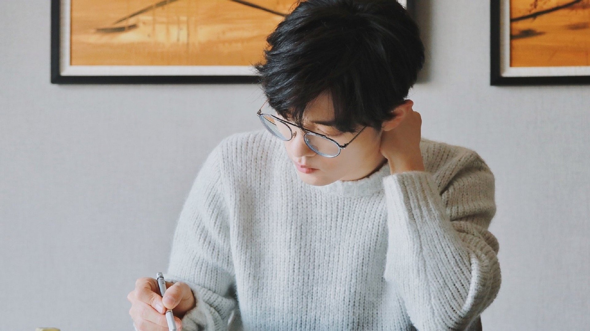 九游下载中心-绿色环保骑摩托，低碳出行新潮流，转载环保骑行