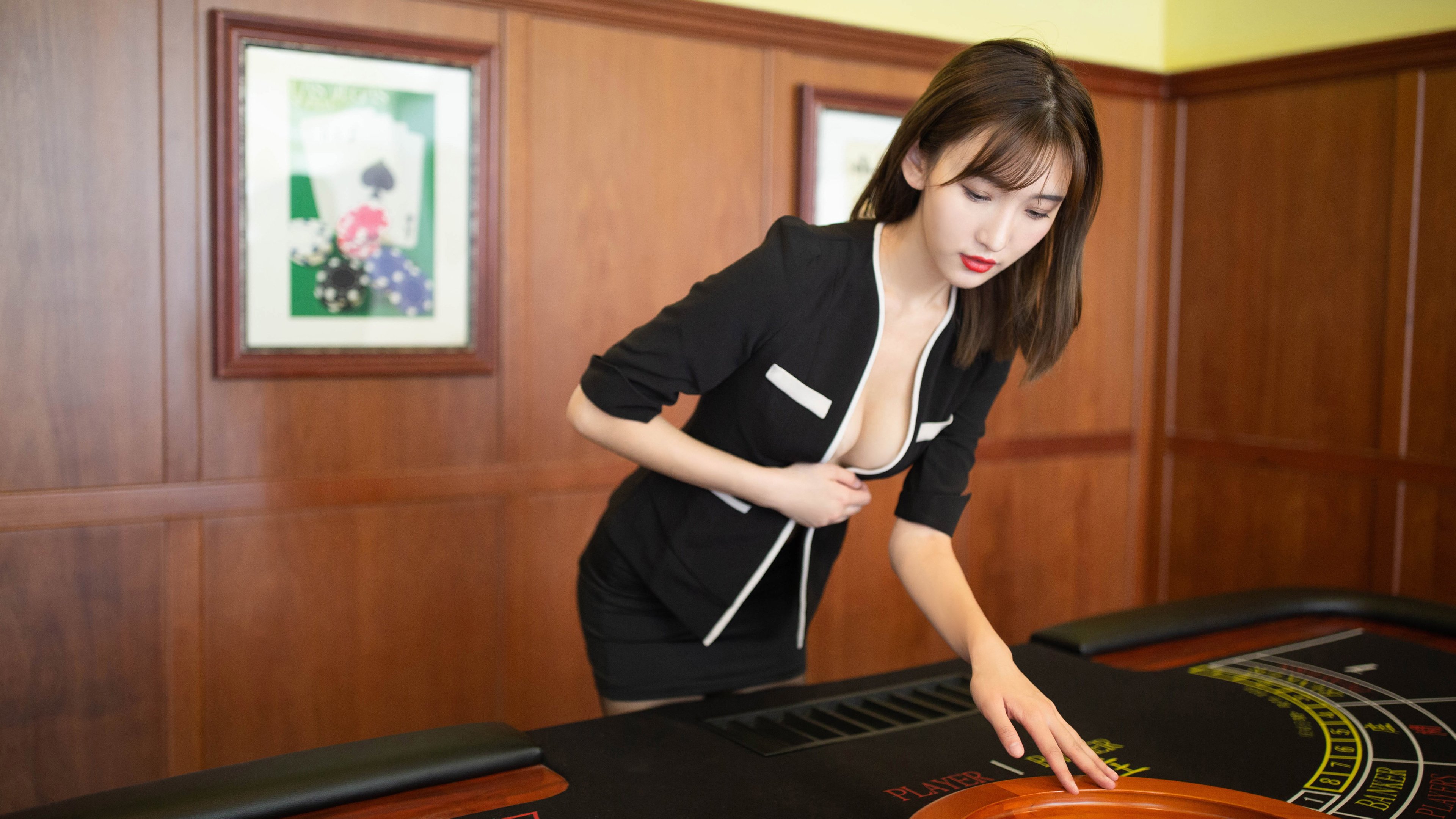 九游娱乐APP-青少年足球放飞梦想，行业“全面开花”点亮未来，青少年足球运动蔚然成风