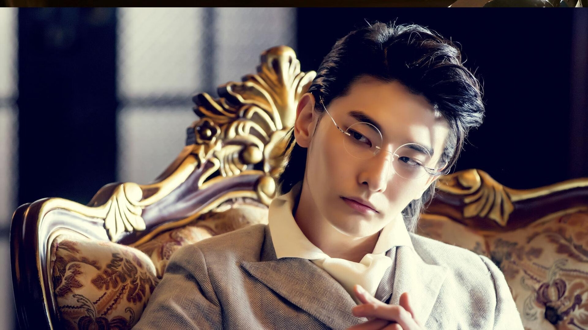 九游jiuyou-欧洲足球联赛竞技激烈，球员冲刺胜利舞台，欧洲著名足球比赛