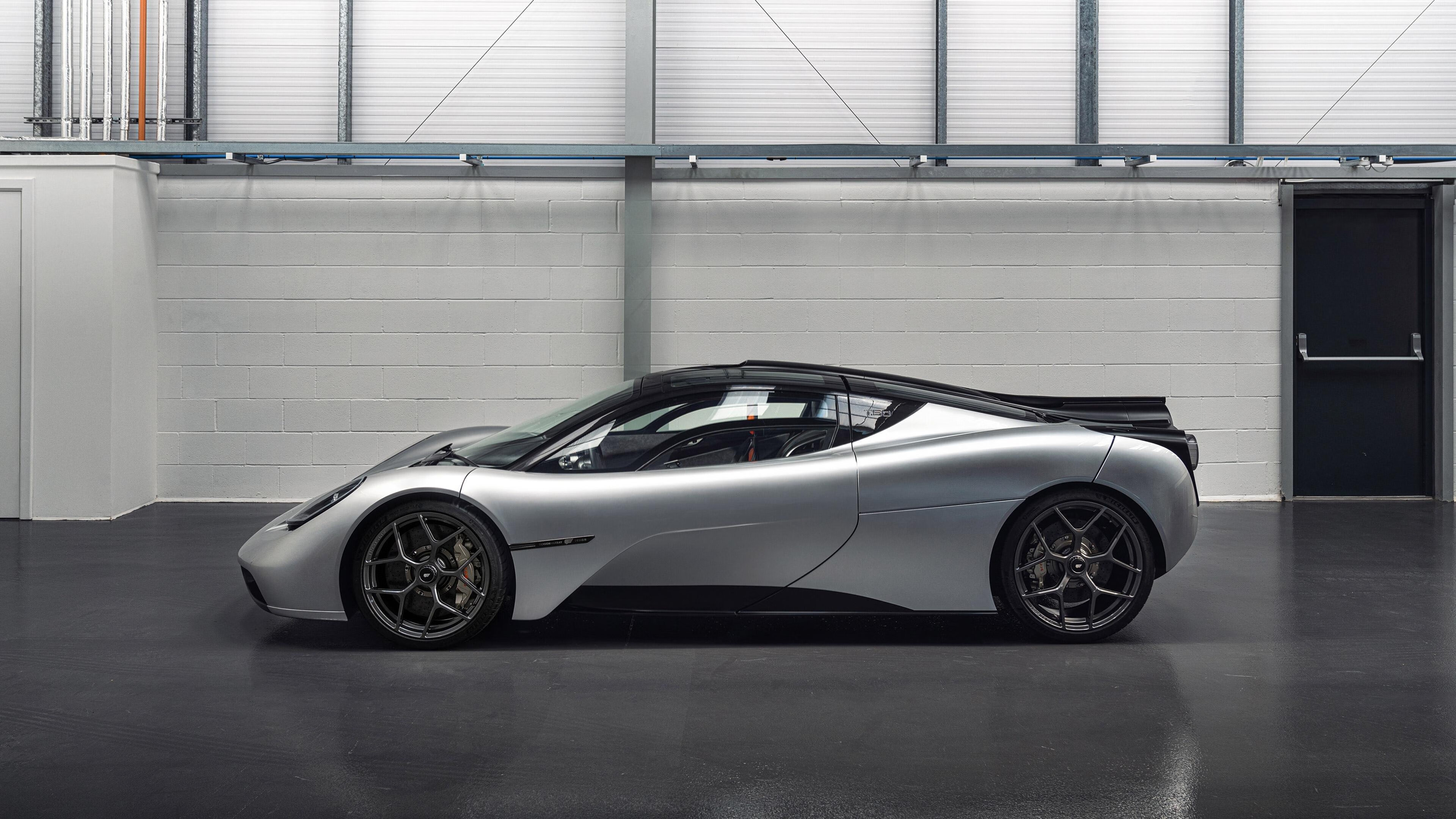 JiuyouAPP下载-琉球黄金国王季后赛冲刺态势良好，琉球王国官制