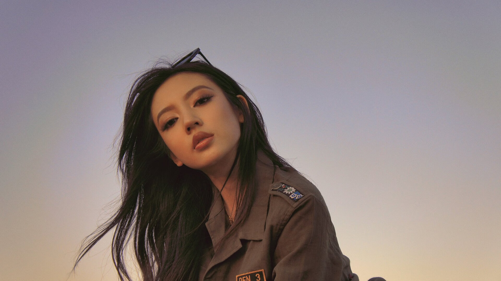 九游游戏中心-凯莉·麦基翁展现新一代仰泳冠军风范，凯丽-麦基昂