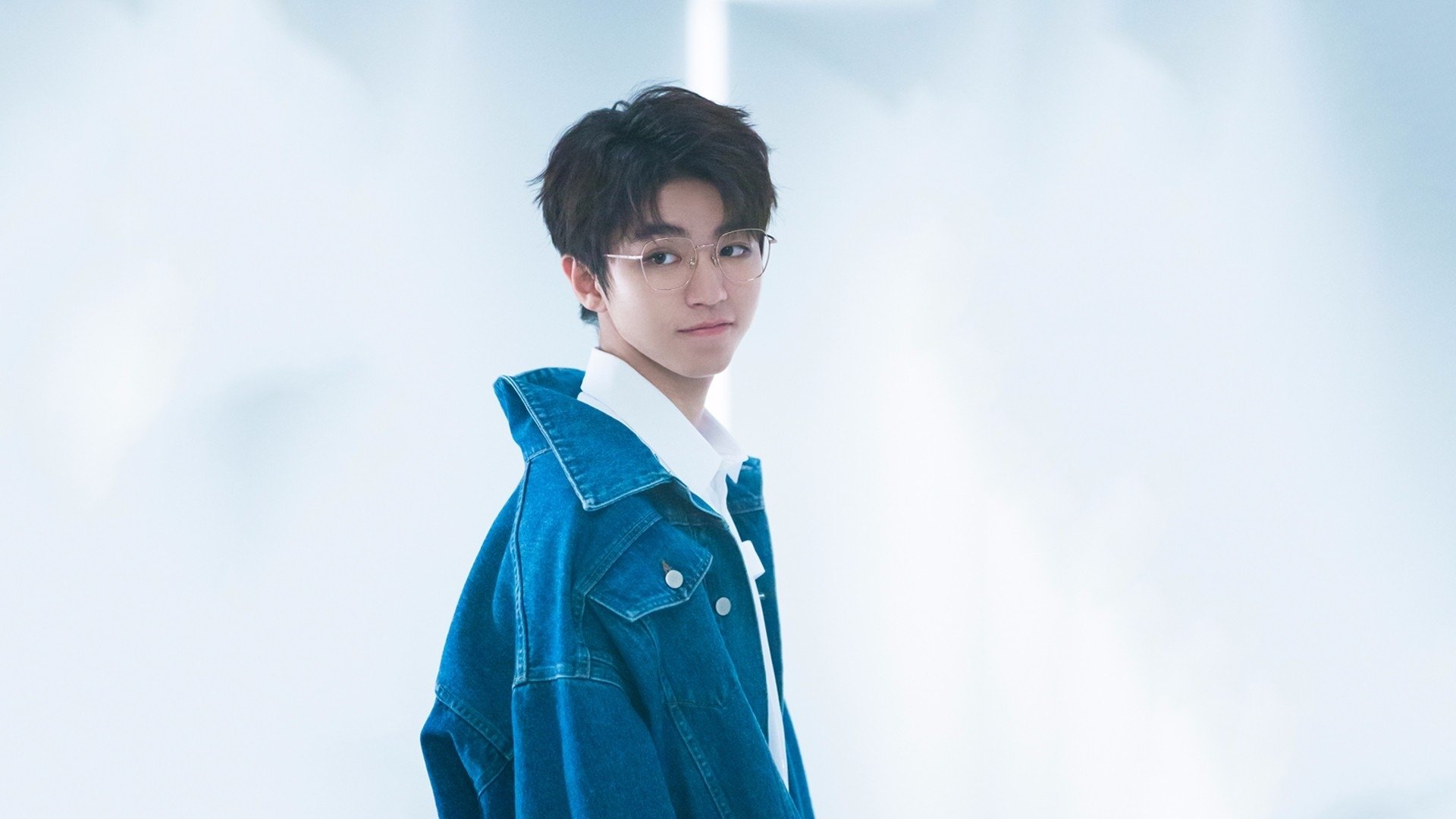 九游网页版官网入口-球迷用行动支持主队自发组织远征团形成壮观观赛画面